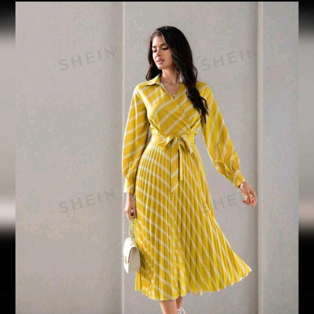 DRESS - Picture 2 of 2